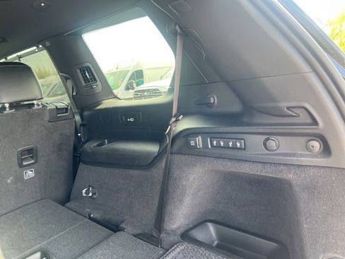 Used 2021 Jeep Grand Cherokee L Summit w/ Luxury Tech Group V image 11