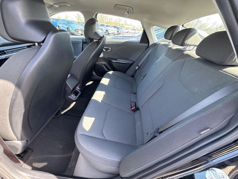 Used 2025 Kia K4 FWD image 10