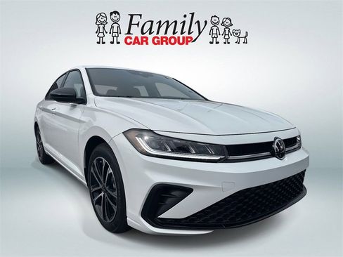 New 2026 Volkswagen Jetta Sport FWD image 2