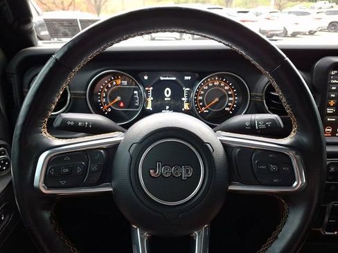 Used 2022 Jeep Gladiator Overland AWD/4WD image 19