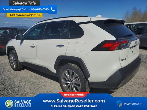 Used 2022 Toyota RAV4 Limited image 3