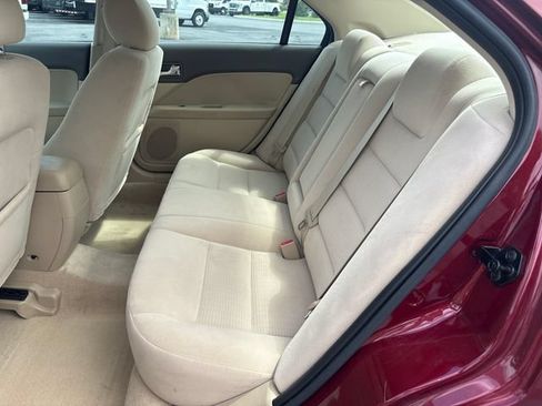 Used 2006 Ford Fusion SE FWD image 11