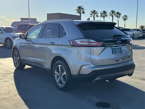 Used 2020 Ford Edge SEL w/ Convenience Package image 2