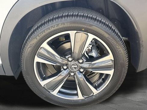 Certified 2026 Lexus UX 300h FWD w/ Accessory Package (Z1) image 22