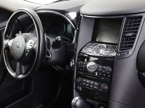 Used 2012 INFINITI FX50 AWD w/ Sport Pkg image 22
