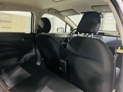 New 2025 Nissan Versa SV w/ Trunk Package image 28