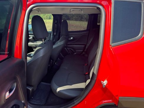 Used 2020 Jeep Renegade Altitude image 13