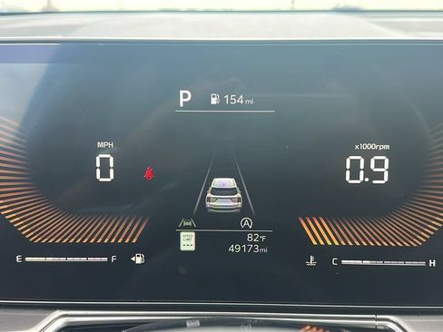 Used 2024 Kia Sorento S FWD image 2