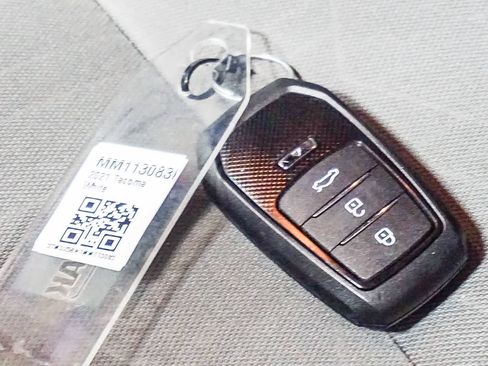 Certified 2021 Toyota Tacoma TRD Sport w/ Technology Package image 31