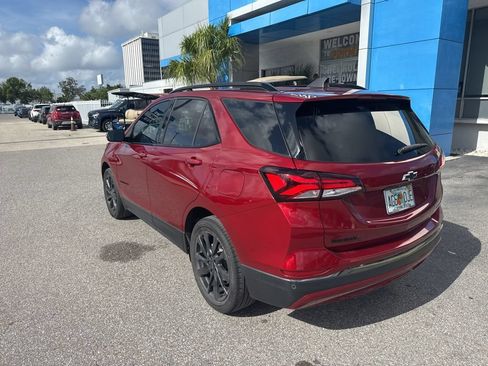 Used 2022 Chevrolet Equinox RS w/ RS Leather Package FWD image 11