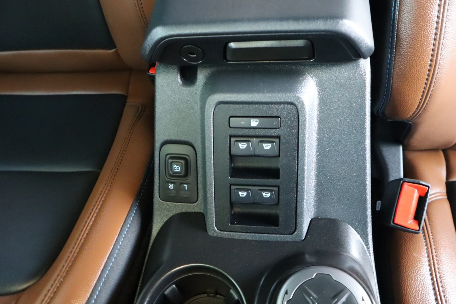 Used 2022 Ford Bronco Outer Banks AWD/4WD image 19