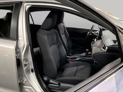 Used 2024 Toyota Corolla LE FWD image 9