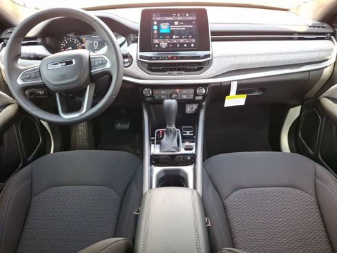 New 2025 Jeep Compass Sport image 15