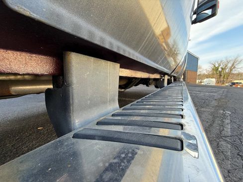 Used 2011 Ford F250 Lariat w/ Chrome Pkg image 37