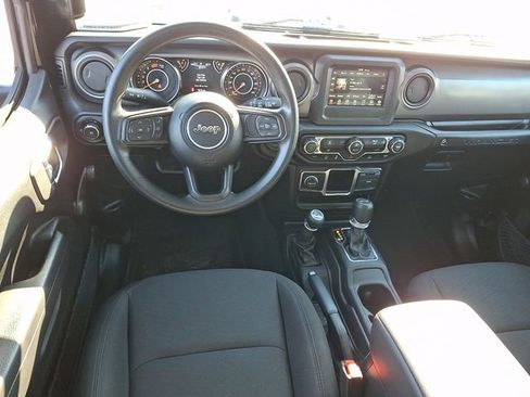 Used 2023 Jeep Wrangler Unlimited Sport image 11