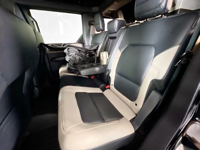 Used 2024 Ford Bronco Wildtrak AWD/4WD image 28
