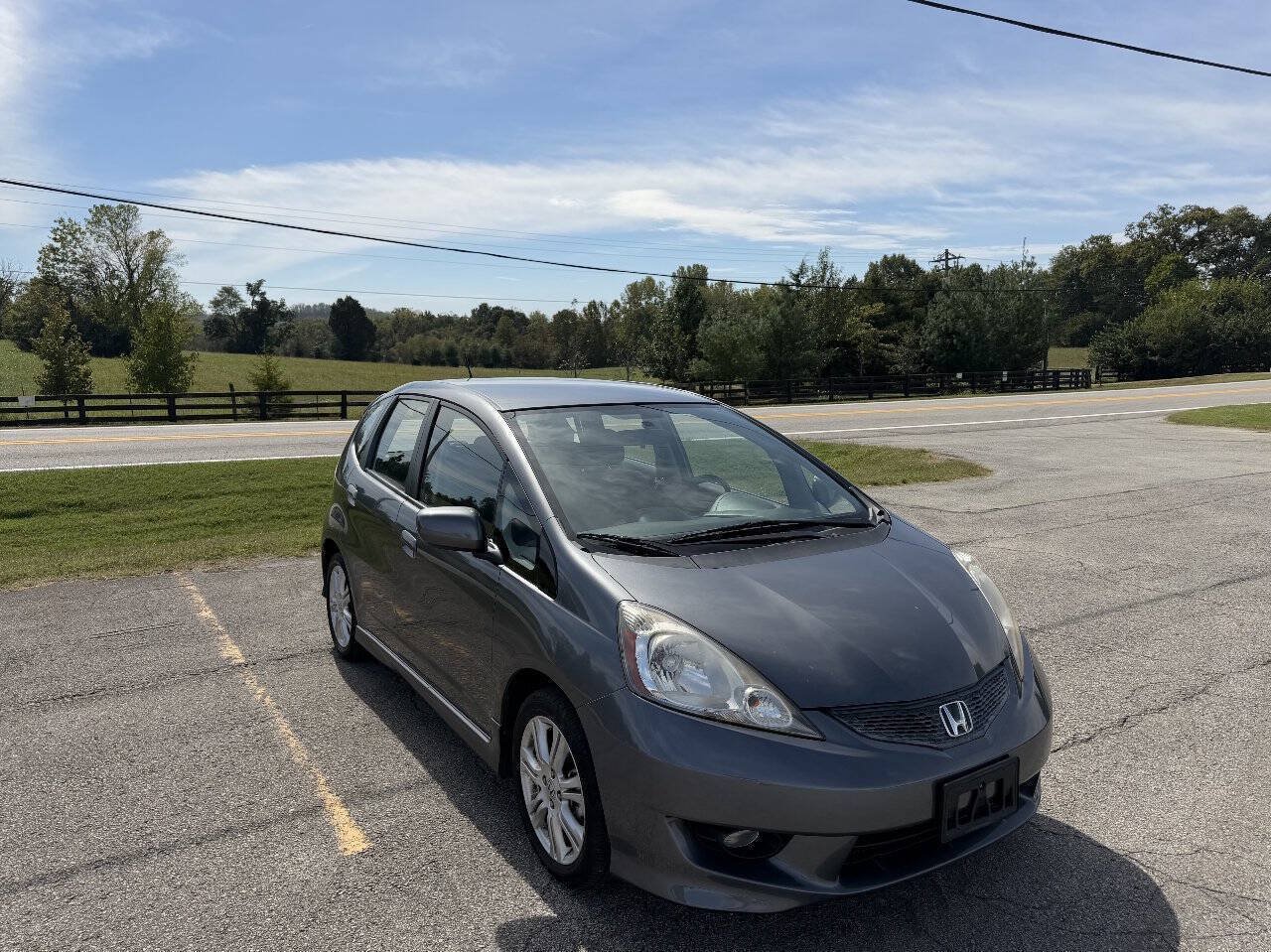 Used 2011 Honda Fit Sport image 2