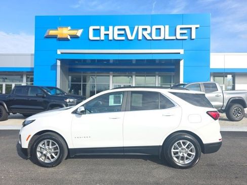Used 2022 Chevrolet Equinox LT image 3