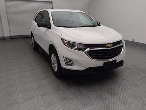 Used 2018 Chevrolet Equinox LS FWD image 14