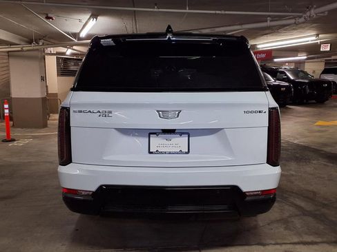 New 2026 Cadillac Escalade IQL Sport 1 AWD/4WD image 9