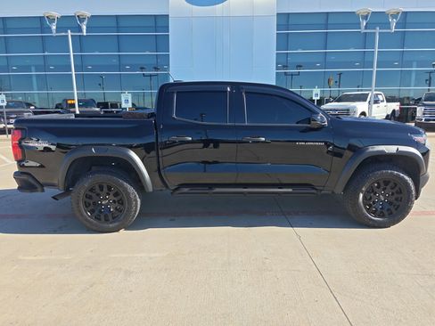 Used 2024 Chevrolet Colorado Trail Boss w/ Technology Package image 6