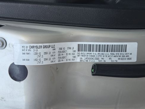 Used 2010 Jeep Grand Cherokee Laredo image 16