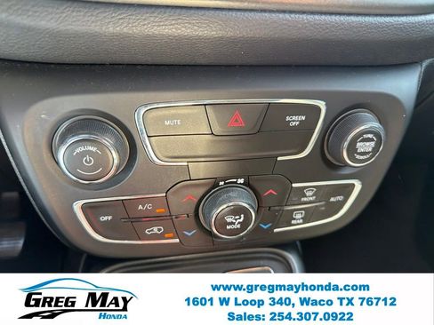 Used 2020 Jeep Compass Trailhawk AWD/4WD image 16