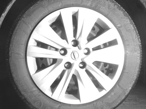 Used 2025 Nissan Sentra S FWD image 12