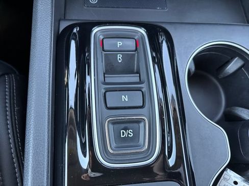 Used 2025 Honda Pilot EX-L image 21