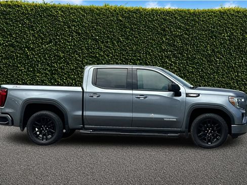 Used 2020 GMC Sierra 1500 Elevation w/ Elevation Value Package AWD/4WD image 3