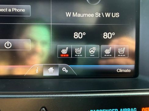 Used 2016 Ford Explorer Limited image 29