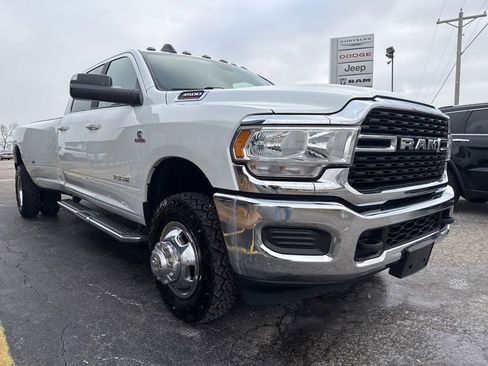 Used 2022 RAM 3500 Big Horn image 4
