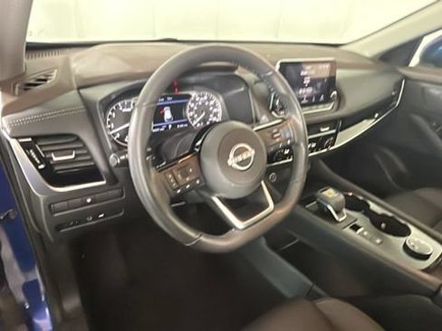 Used 2023 Nissan Rogue SL AWD/4WD image 13