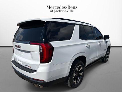 Used 2025 GMC Yukon AT4 image 3
