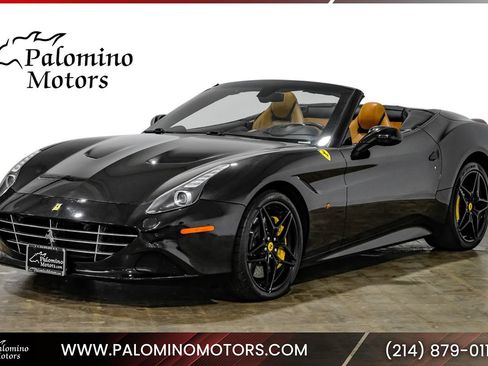 Used 2015 Ferrari California T RWD image 1