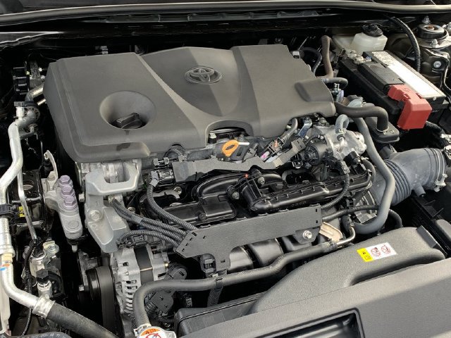 Used 2024 Toyota Camry SE FWD image 16