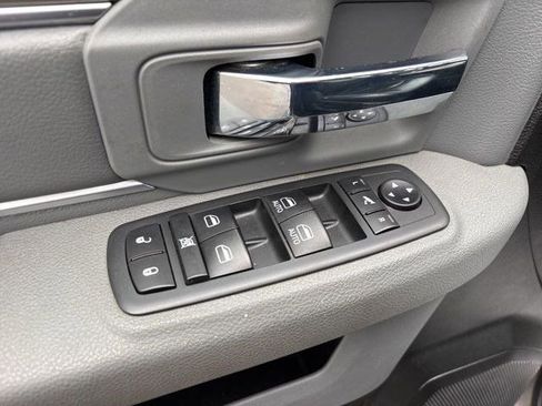 Used 2019 RAM 1500 Classic Warlock image 13