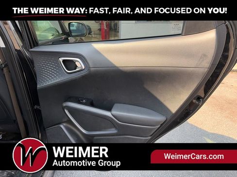 Used 2023 Kia Soul EX FWD image 12