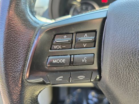 Used 2013 Subaru Crosstrek 2.0i Limited AWD/4WD image 5