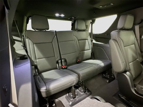 New 2026 GMC Yukon Denali w/ Denali Reserve Package image 30