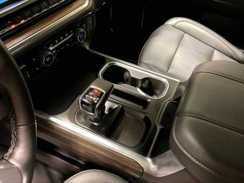 Used 2023 Chevrolet Silverado 1500 RST w/ Convenience Package II AWD/4WD image 17