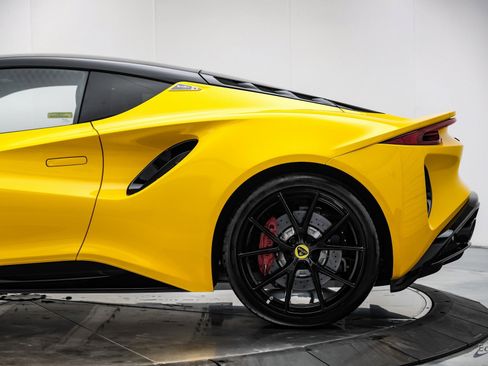 Used 2024 Lotus Emira First Edition image 7