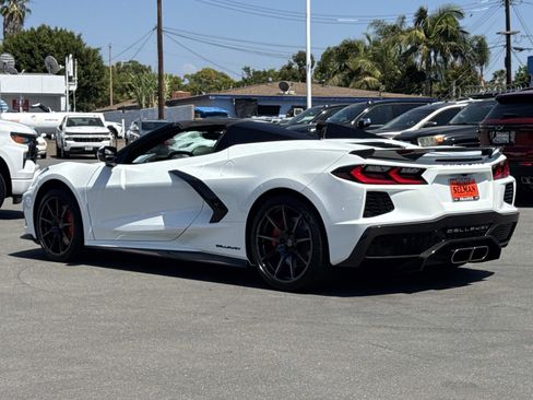 Used 2022 Chevrolet Corvette Stingray Premium Conv w/ Z51 Performance Package RWD image 33