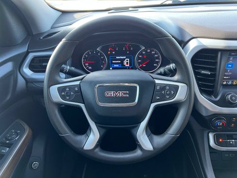 Used 2021 GMC Acadia SLE w/ Driver Convenience Package FWD image 21