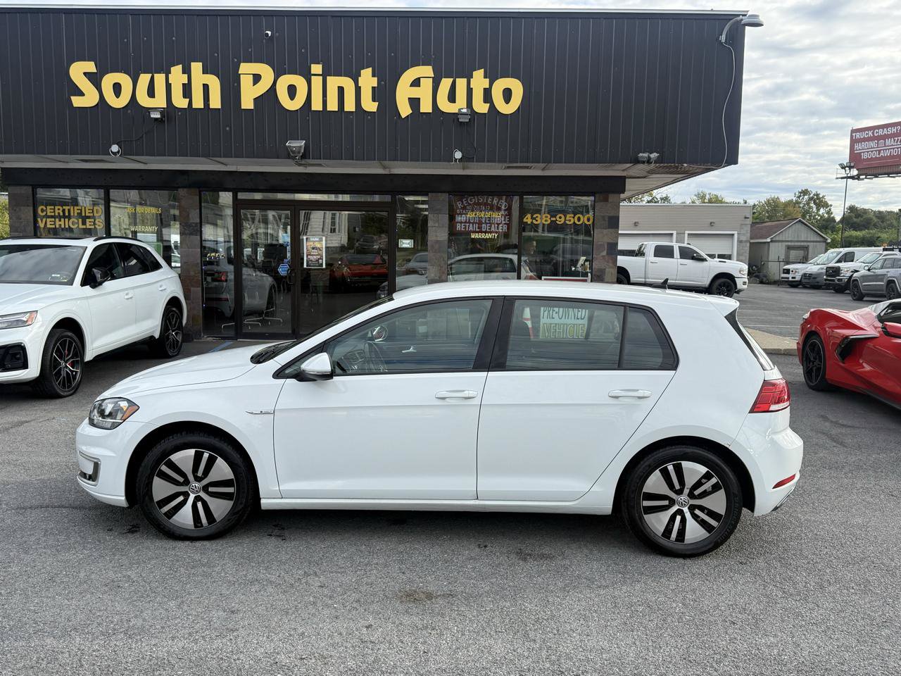 Used 2019 Volkswagen e-Golf SE w/ Driver Assistance Package FWD image 9