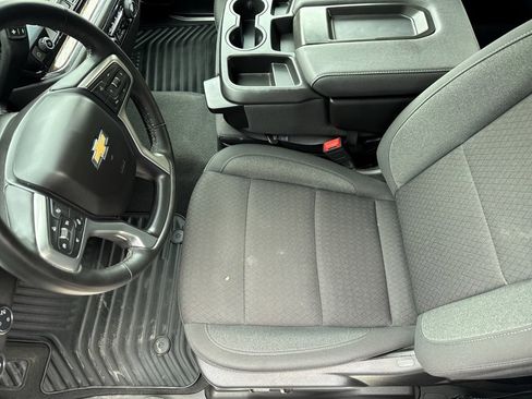 Used 2025 Chevrolet Silverado 1500 LT image 15