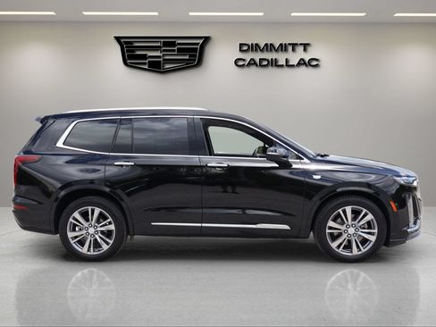 Used 2025 Cadillac XT6 Premium Luxury w/ Platinum Package AWD/4WD image 6