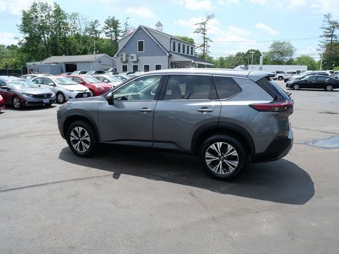 Used 2021 Nissan Rogue SV AWD/4WD image 8
