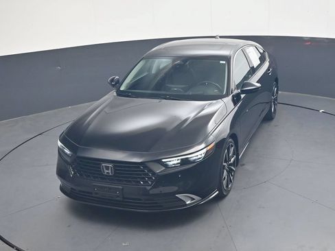 Used 2025 Honda Accord Touring image 38
