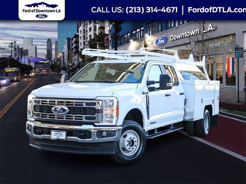 New 2026 Ford F350 XL w/ XL Chrome Package image 1